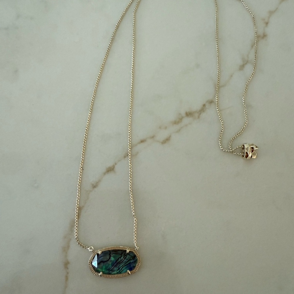 Kendra Scott adjustable gold necklace with abalone